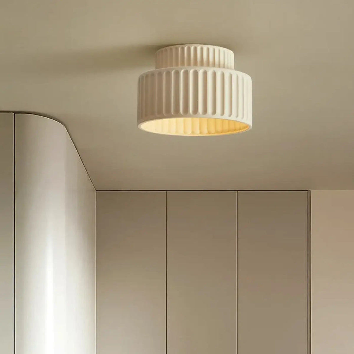 Suspension en résine moderne, grand ou petit modèle, coloris variés