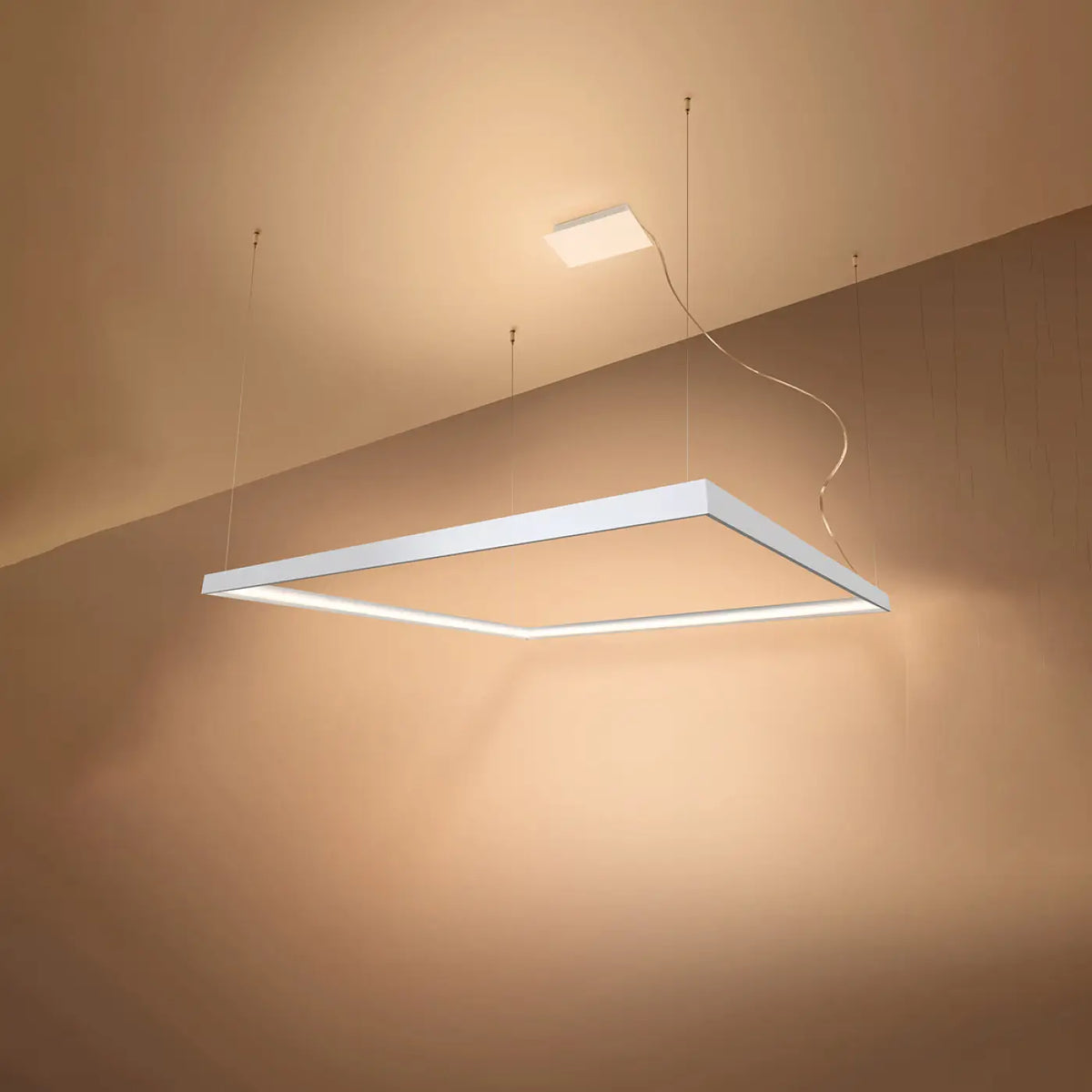 Suspension cadre carré LED en aluminium, 80 ou 110 cm de côté