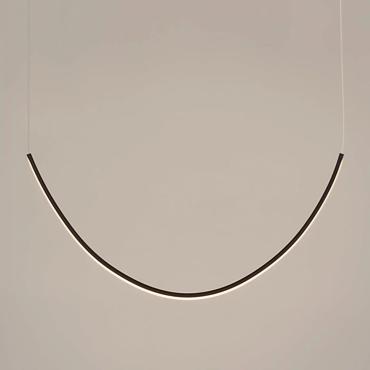 Suspension LED linéaire en aluminium noir, 1 ou 3 barres
