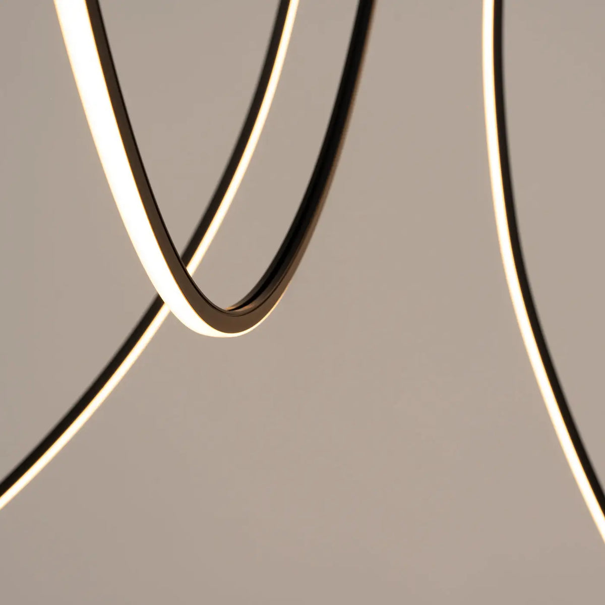 Suspension LED linéaire en aluminium noir, 1 ou 3 barres