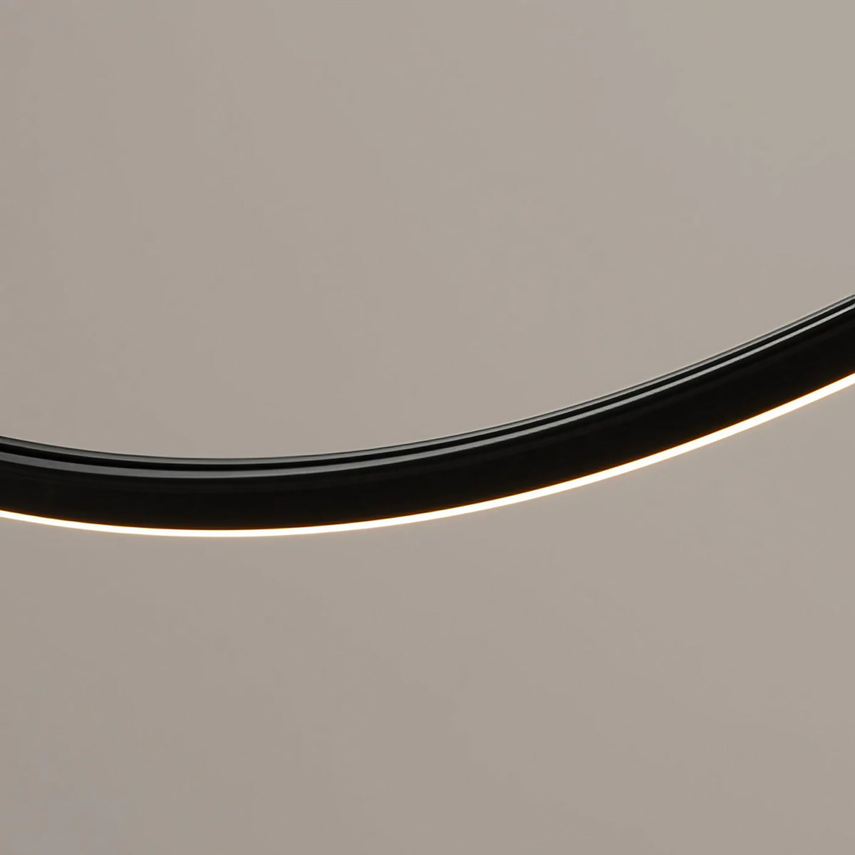 Suspension LED linéaire en aluminium noir, 1 ou 3 barres