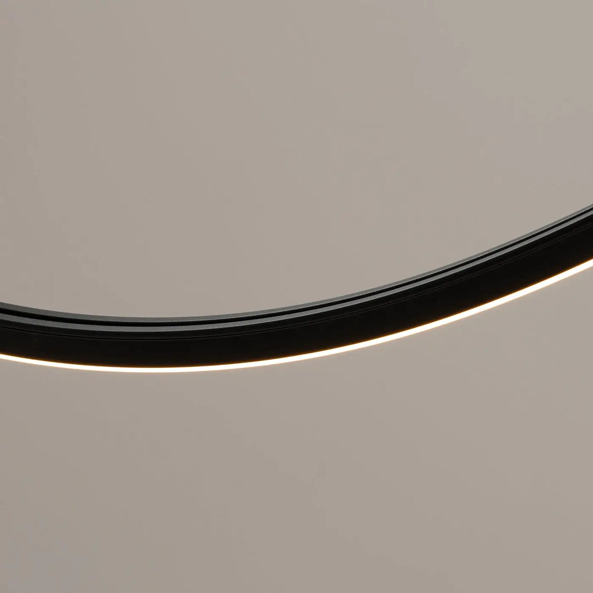 Suspension LED linéaire en aluminium noir, 1 ou 3 barres