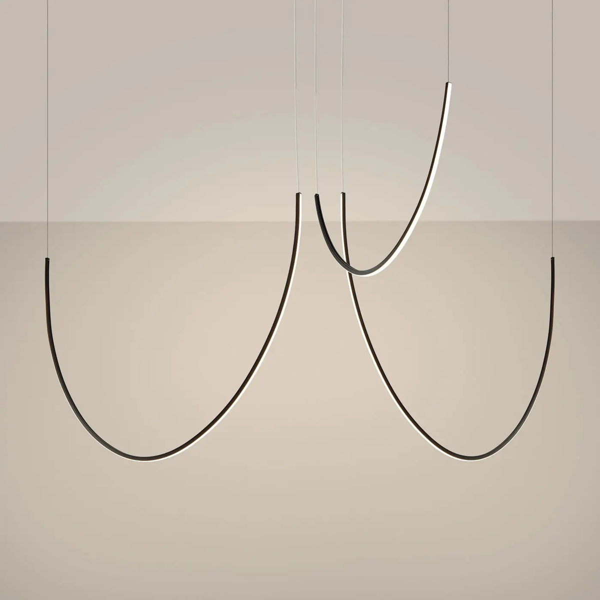 Suspension LED linéaire en aluminium noir, 1 ou 3 barres