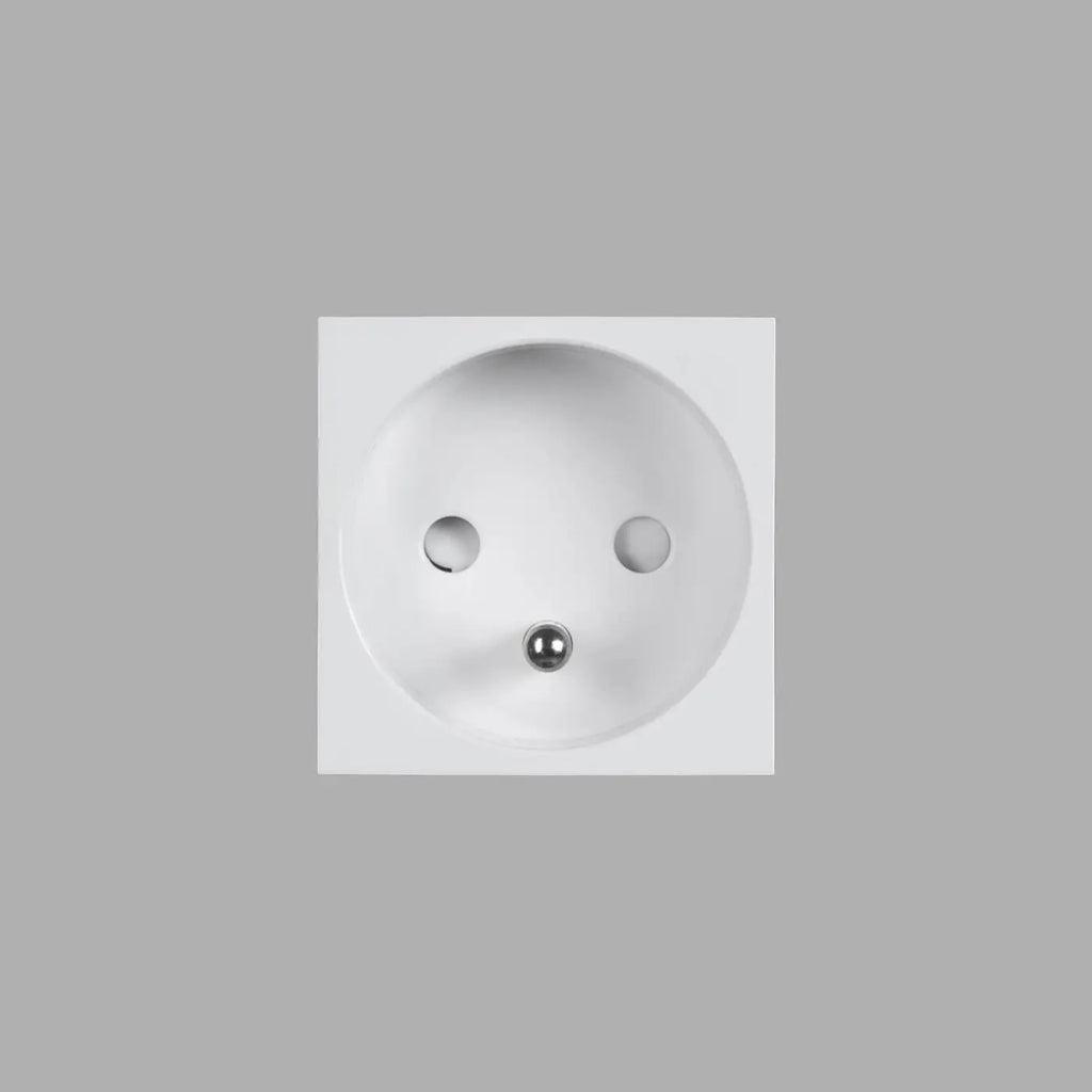 Prise de courant 2P+T type E, 16 A, module 45 mm noir ou blanc