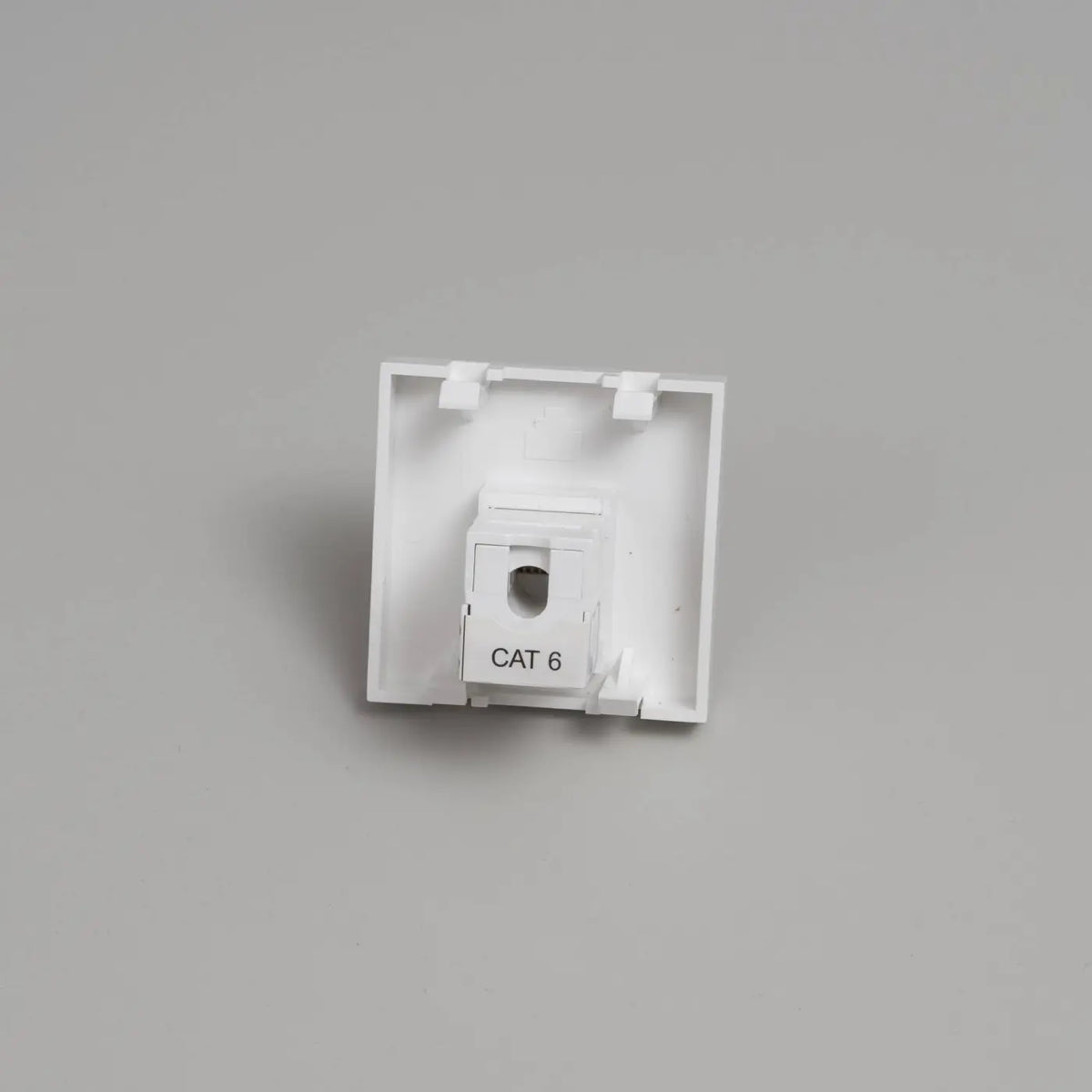 Prise RJ45 catégorie 6 encastrée, module 45 mm noir ou blanc
