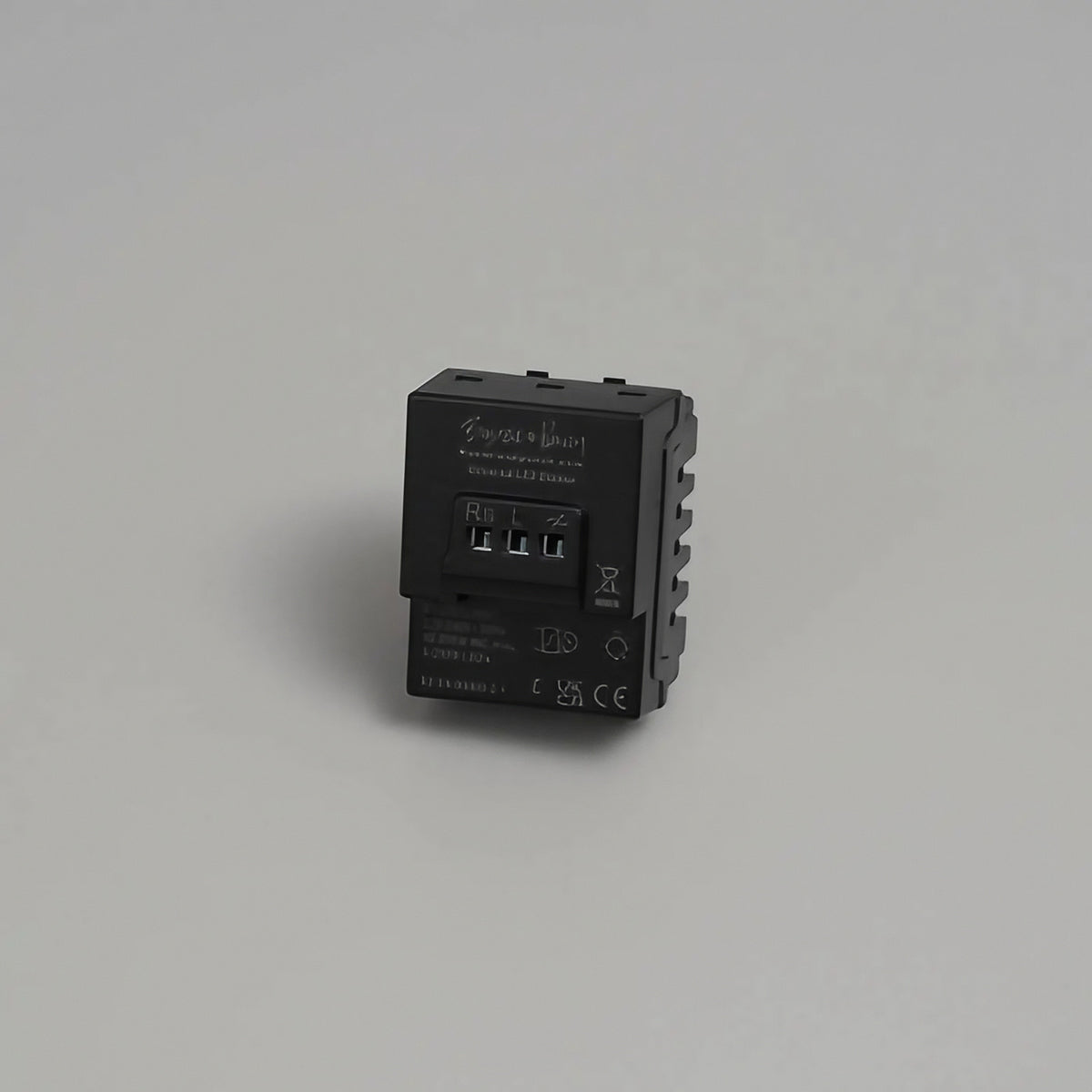 Variateur multipoint LED 250 W pour circuit à boutons-poussoirs