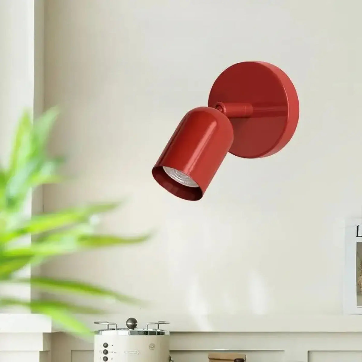 Petite applique murale colorée, globe givré, quatre coloris, rouge