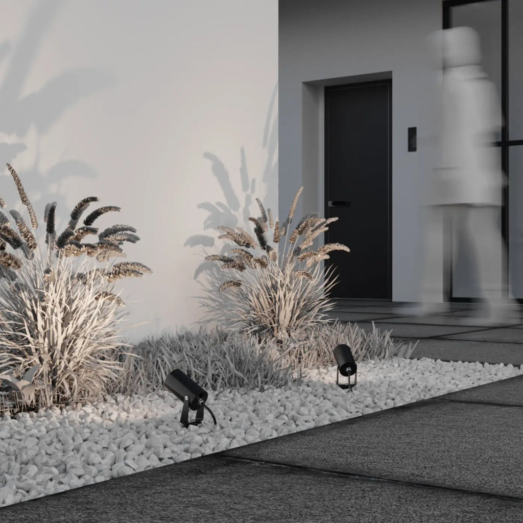 Spot sur piquet orientable pour le jardin, acier noir, IP65
