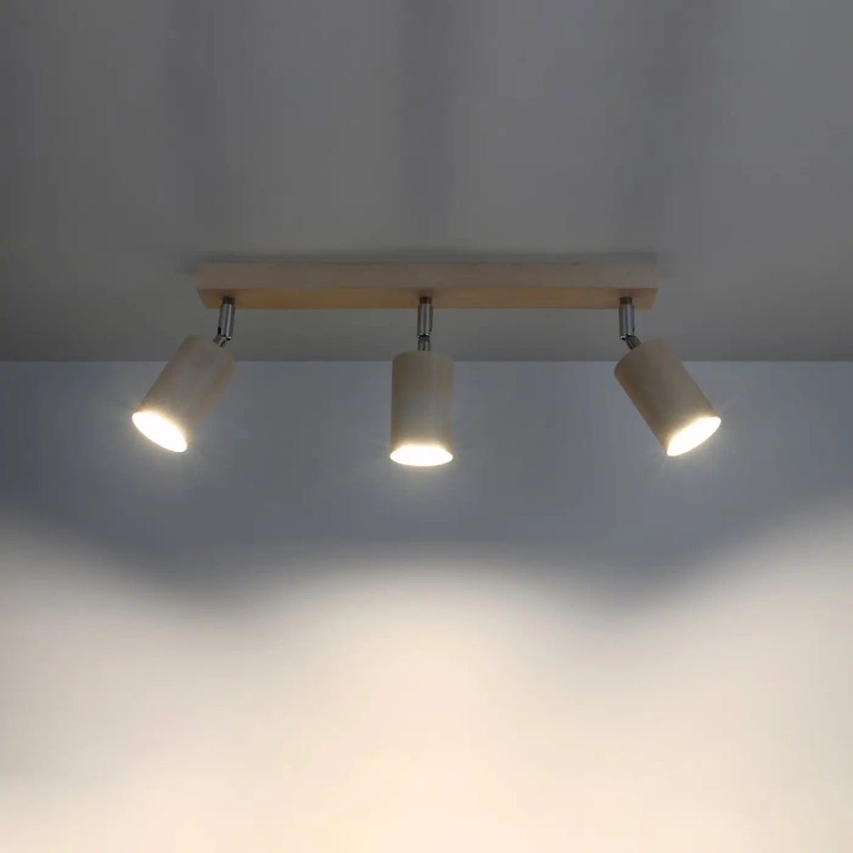 Plafonnier en bois naturel à spots orientables, de 2 à 6 spots