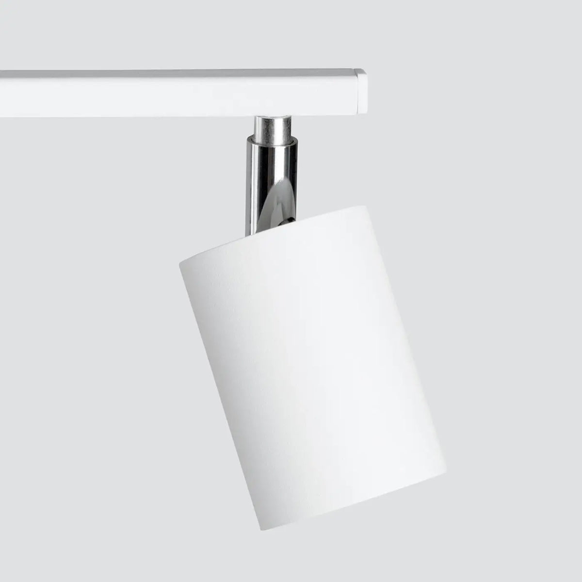 Plafonnier barre à spots orientables en acier, de 2 à 6 spots