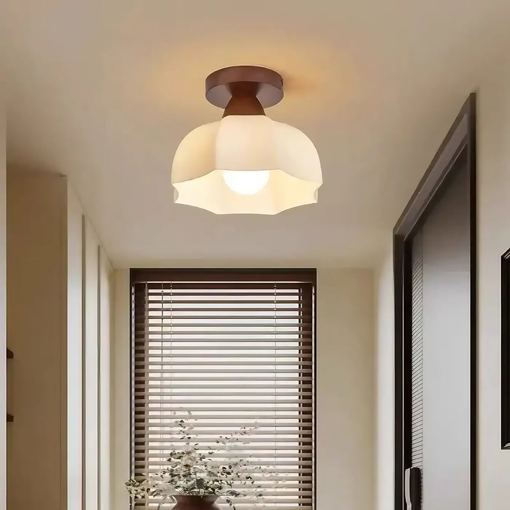 Plafonnier en bois et verre, deux modèles