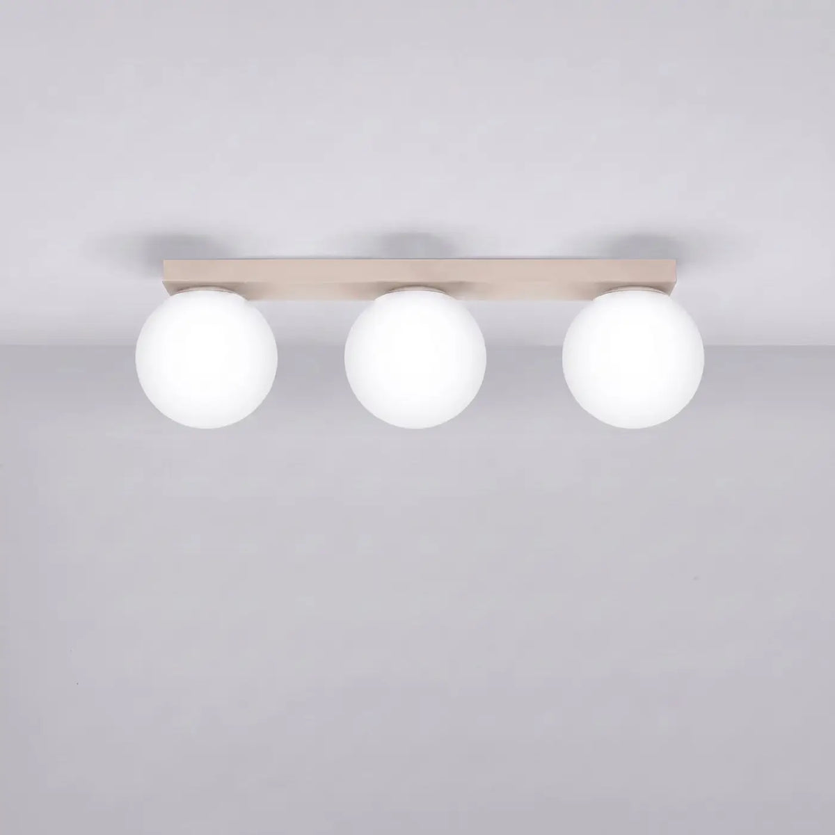Plafonnier à boules en verre opale sur rampe, de 1 à 6 lumières, taupe