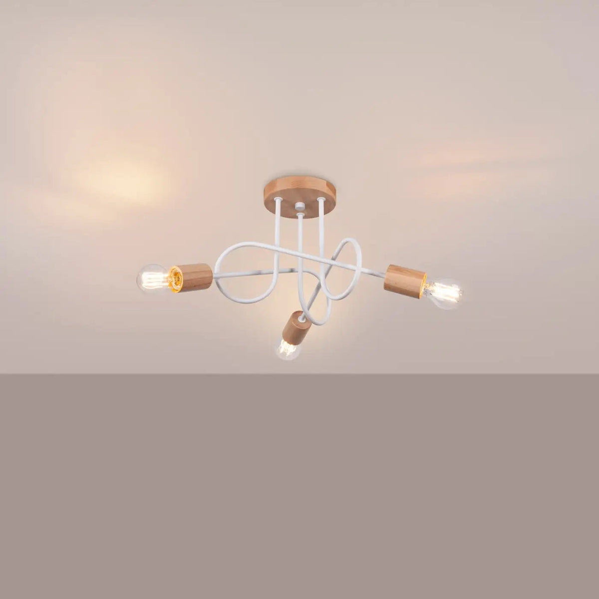 Plafonnier à bras en boucles d'acier et douilles en bois, E27