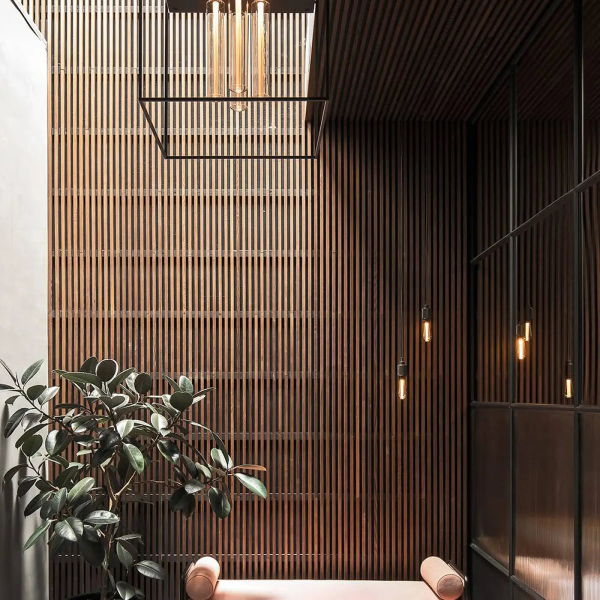 Plafonnier cage carrée à 4 ampoules, acier noir et marbre