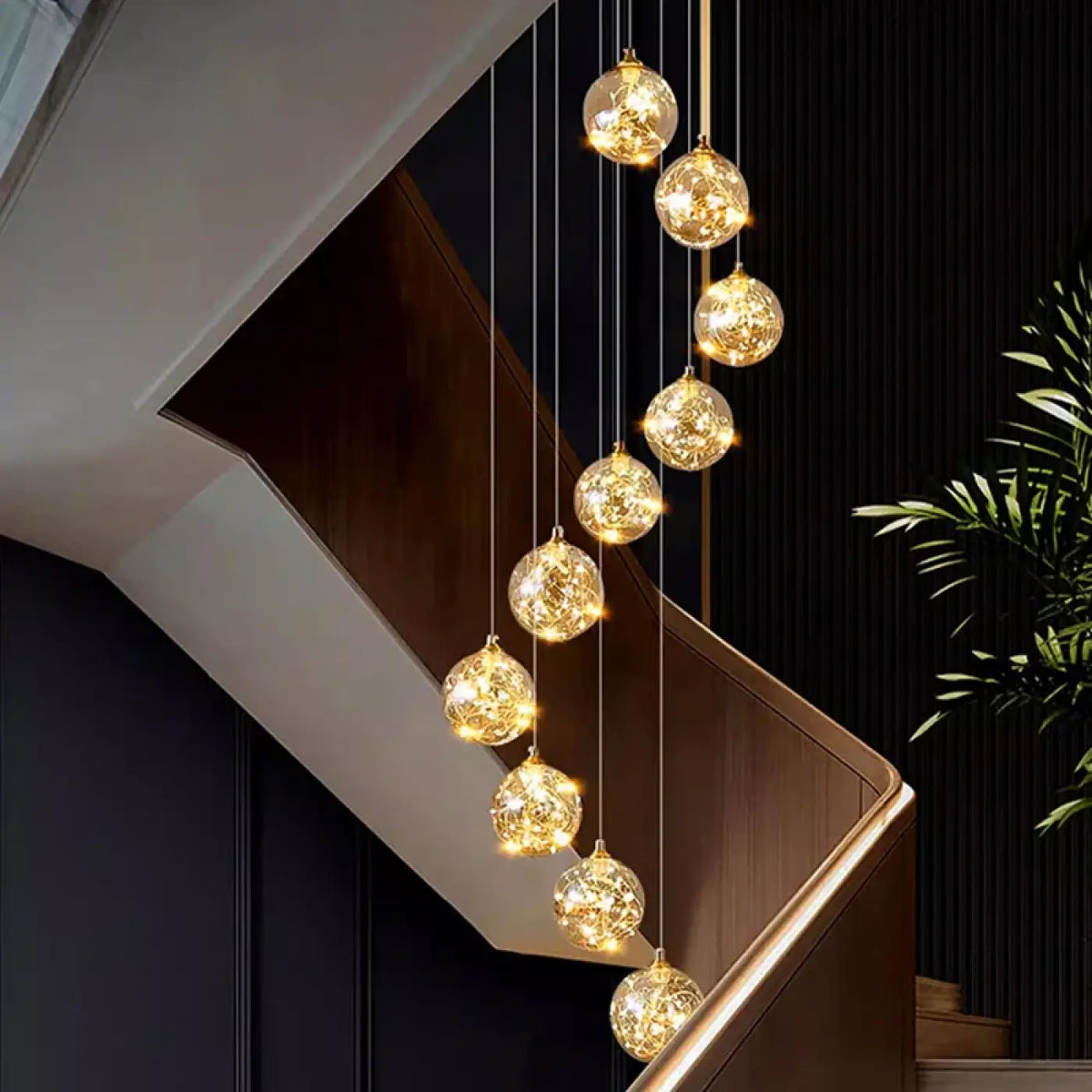 Suspension cascade à LED dorées, de 6 à 50 lampes