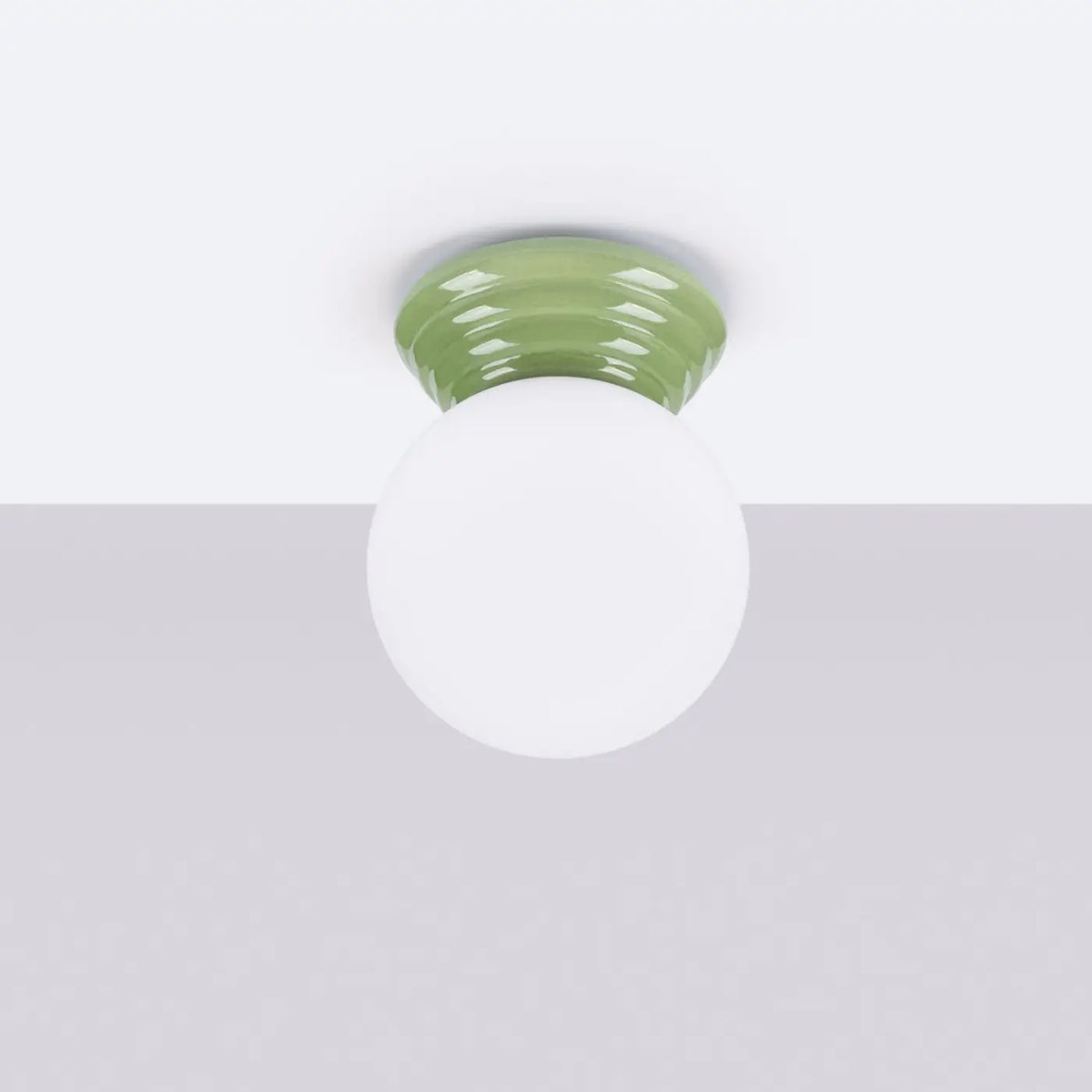 Plafonnier céramique émaillée et globe en verre, IP44, sept couleurs, vert olive
