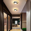 Plafonnier pour couloir et entrée, ligne sobre