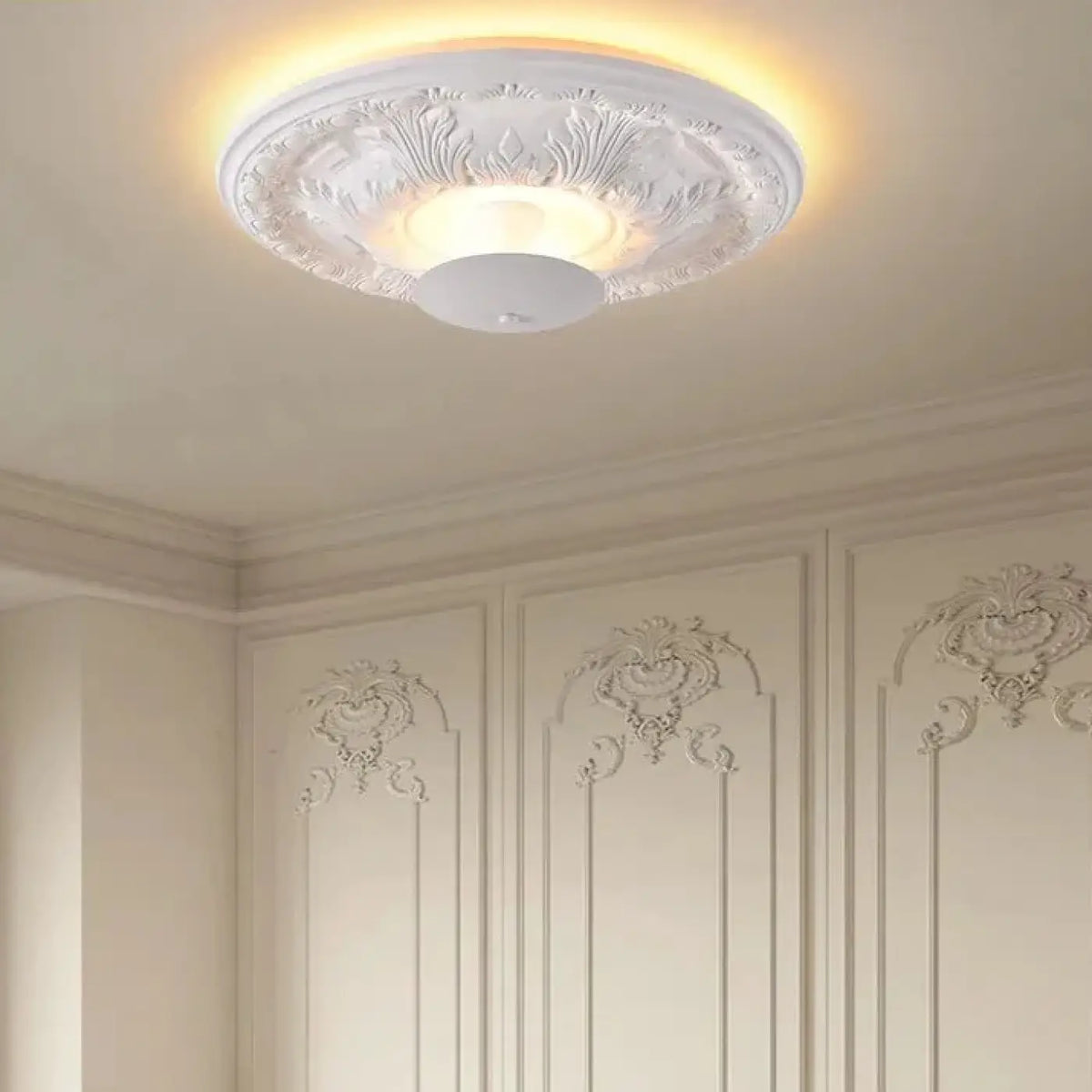 Plafonnier blanc décoratif de style classique, tailles S, M et L