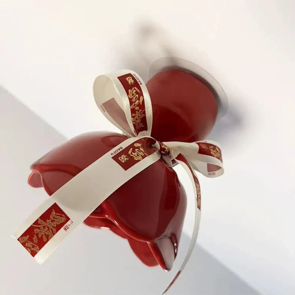 Plafonnier à nœud décoratif rouge et blanc, effet ruban
