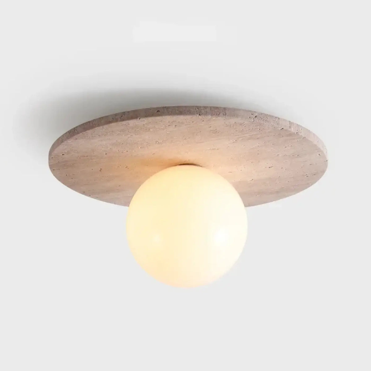 Plafonnier en pierre claire et globe de verre blanc