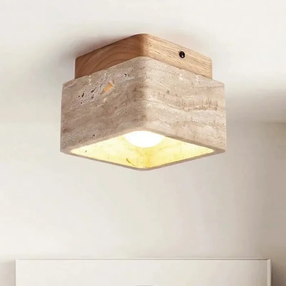 Plafonnier en pierre de travertin et bois, deux coloris, beige