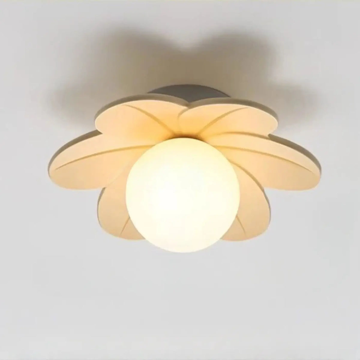 Plafonnier fleur avec globe en verre opalin blanc, jaune
