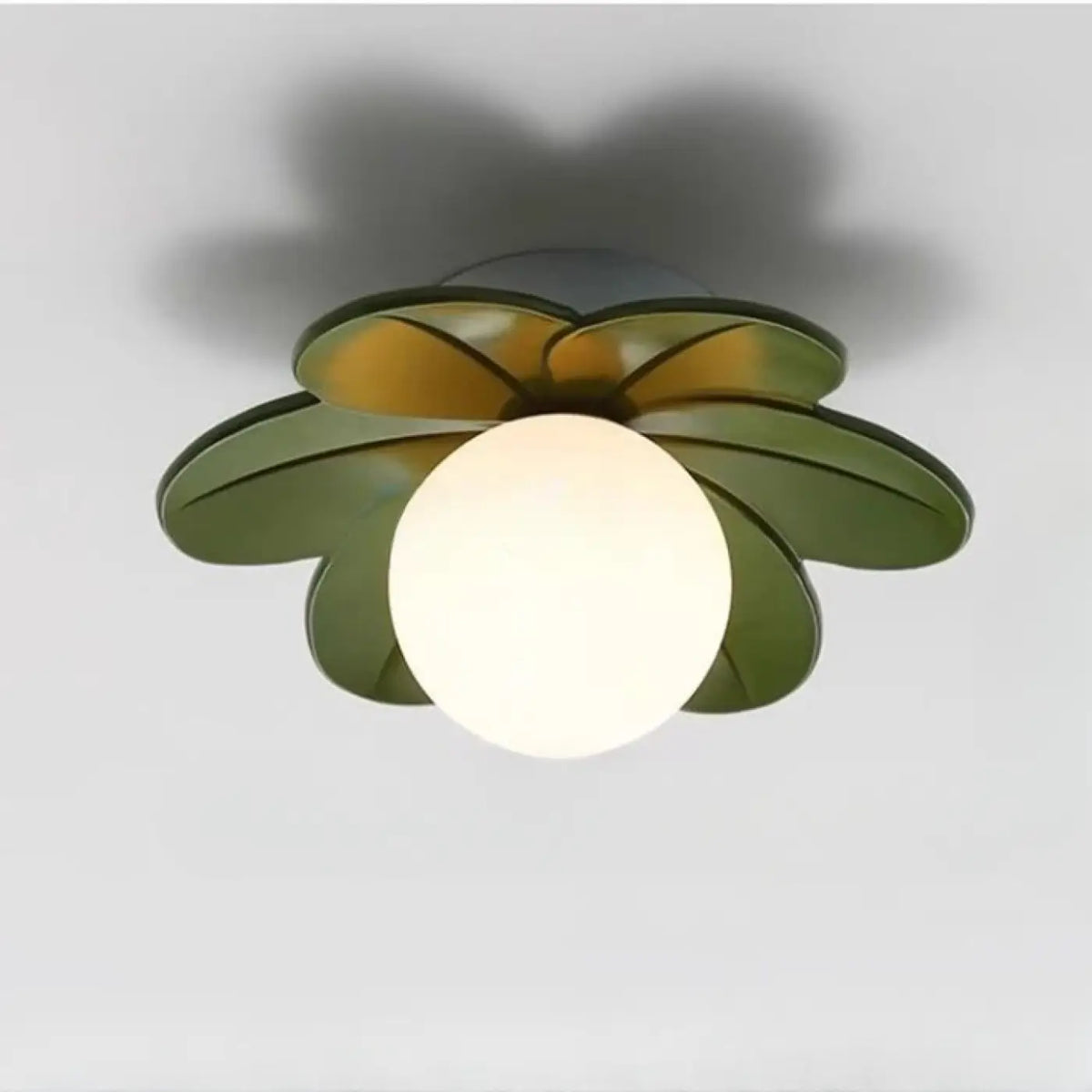 Plafonnier fleur avec globe en verre opalin blanc, vert
