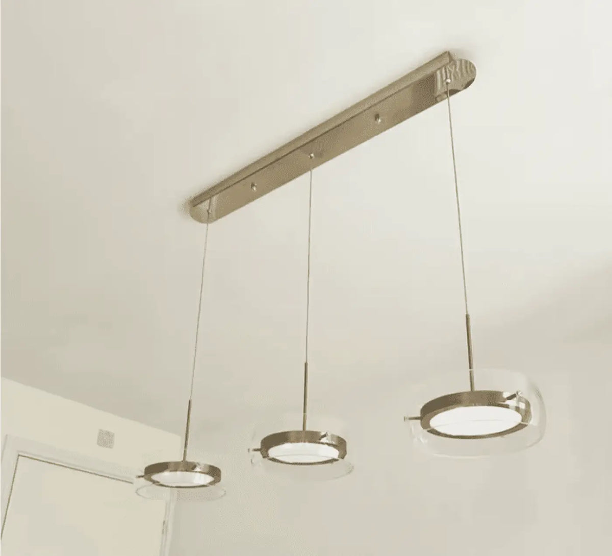 Luminaire industriel pour cuisine, noir ou doré