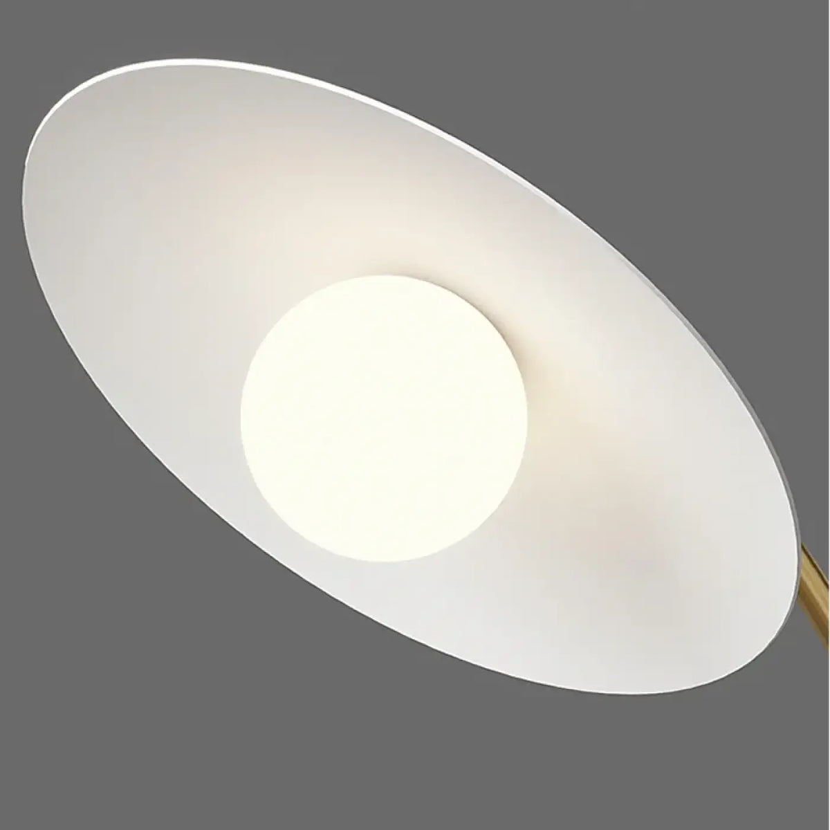 Plafonnier LED art déco blanc à bras dorés pivotants