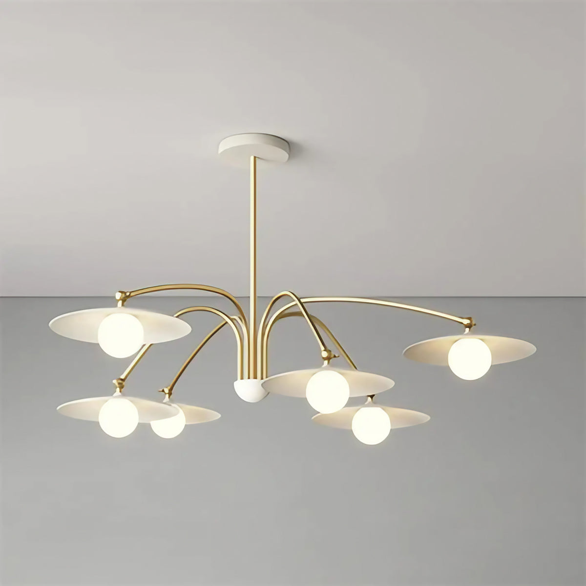 Plafonnier LED art déco blanc à bras dorés pivotants