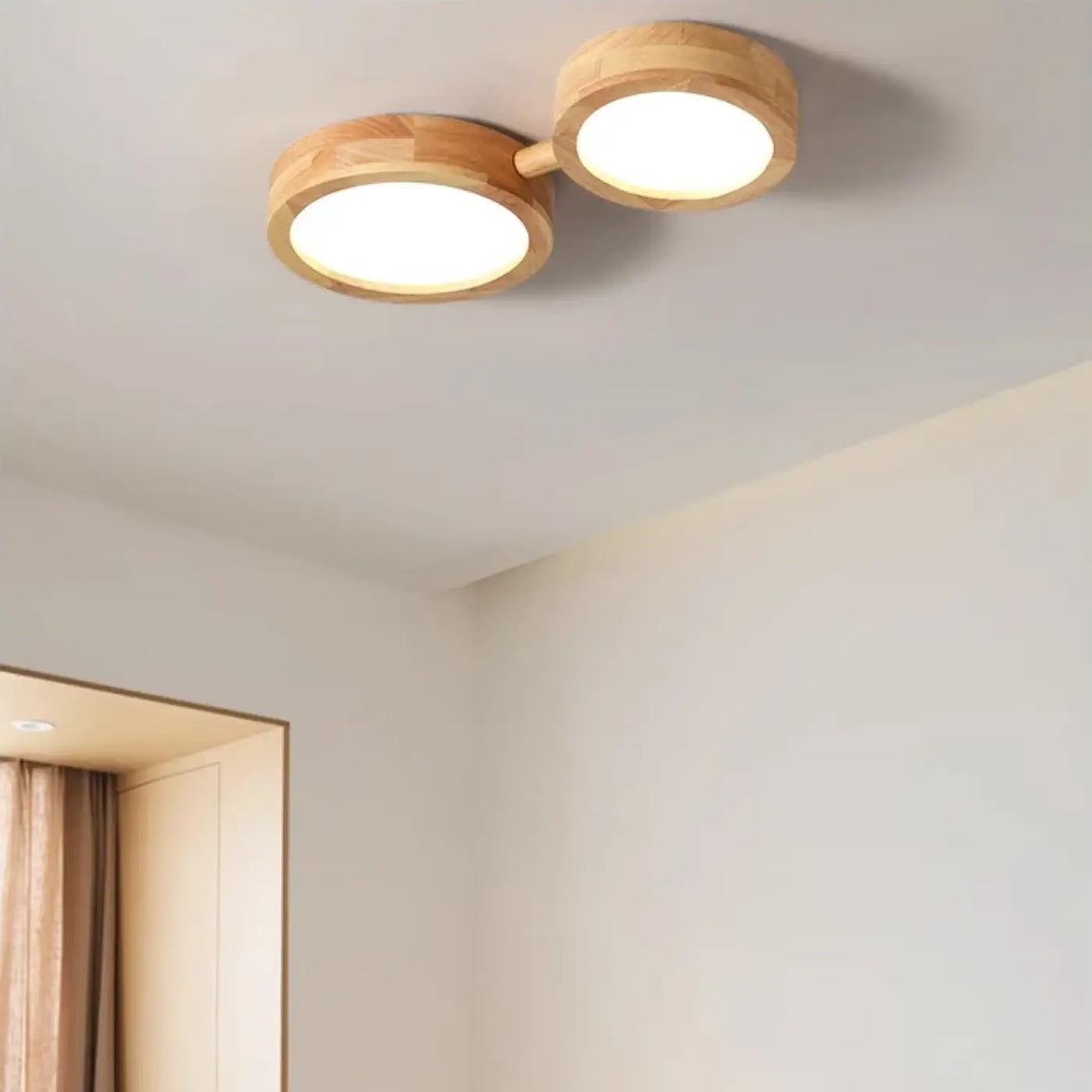 Plafonnier LED en bois scandinave à plusieurs spots
