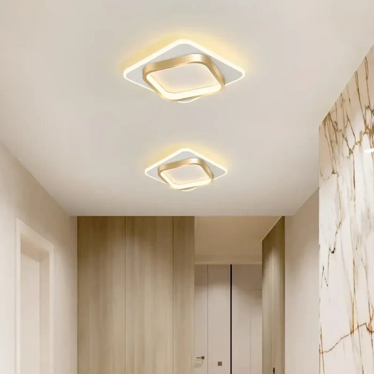Plafonnier LED carré à cadre, noir ou doré, deux tailles, doré