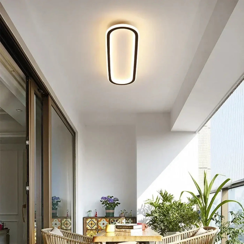 Plafonnier LED ovale minimaliste, tailles S, M, L