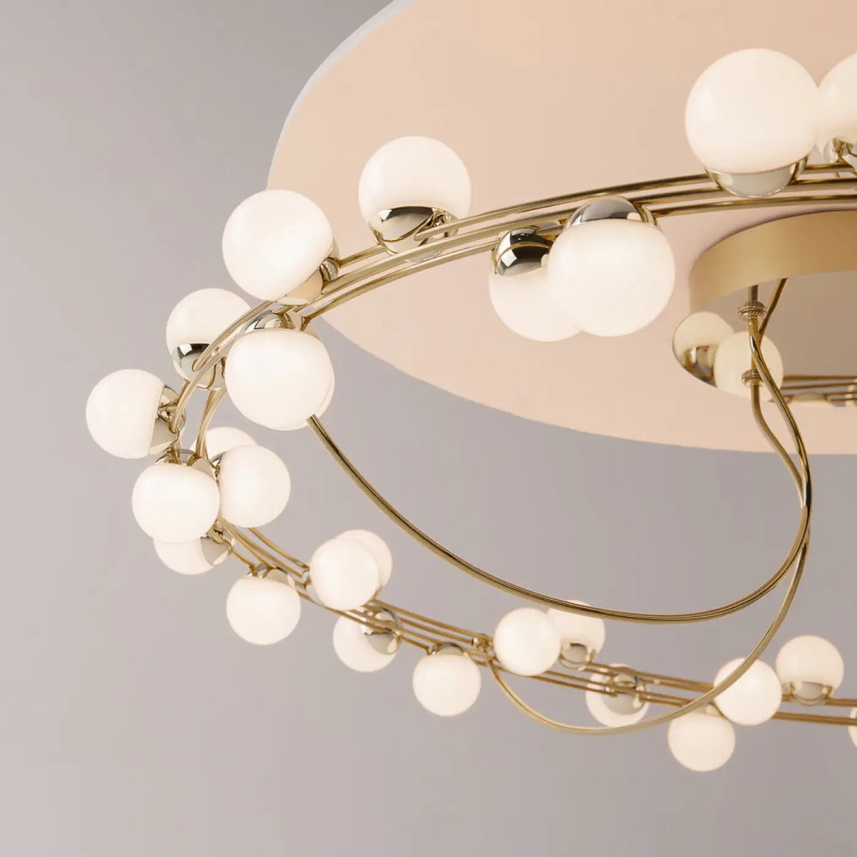 Plafonnier LED grand disque doré en relief, 60 ou 80 cm