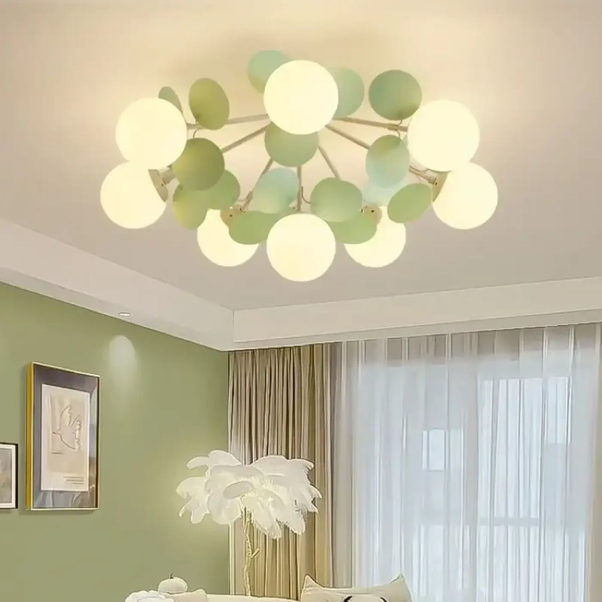 Plafonnier LED à globes vert clair, cinq tailles S à 2XL