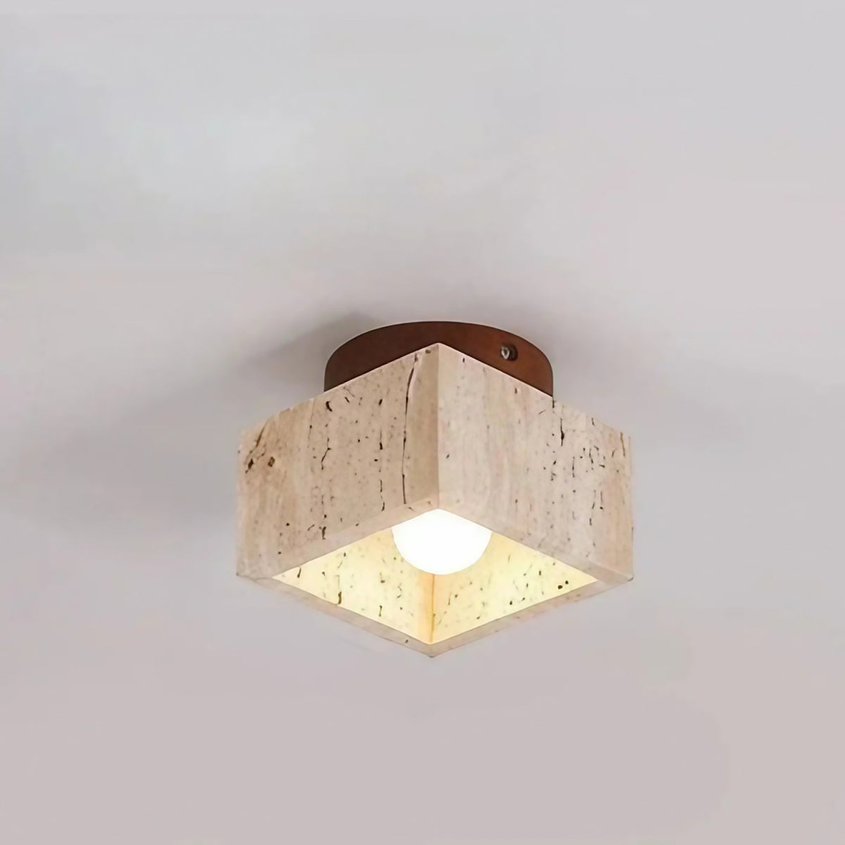 Plafonnier en pierre travertin et finition bois, cinq modèles, marron