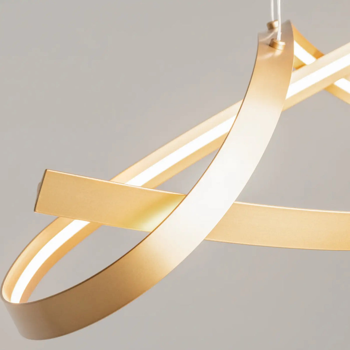 Plafonnier LED en forme de vague, acier doré, 60 cm