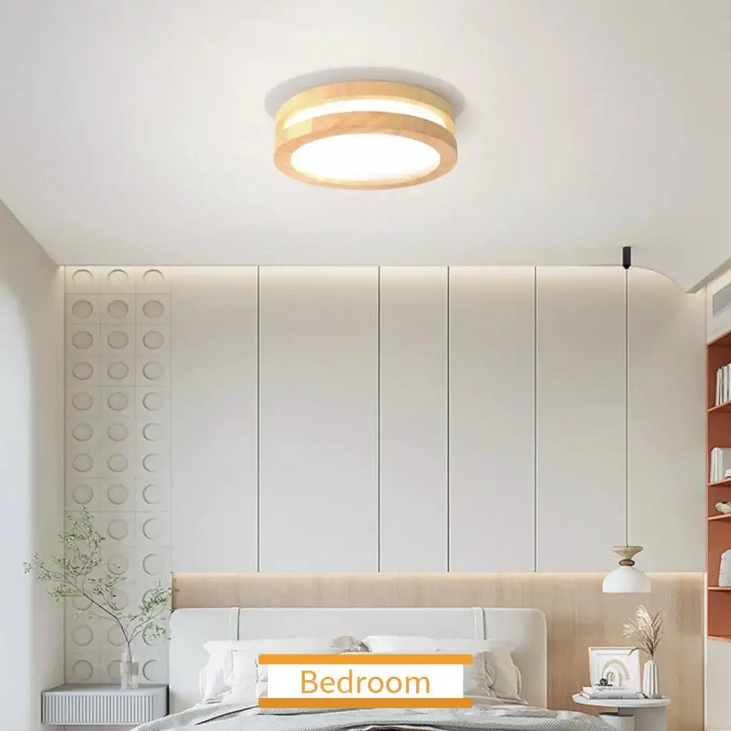 Plafonnier LED rond en bois clair, tailles S ou M