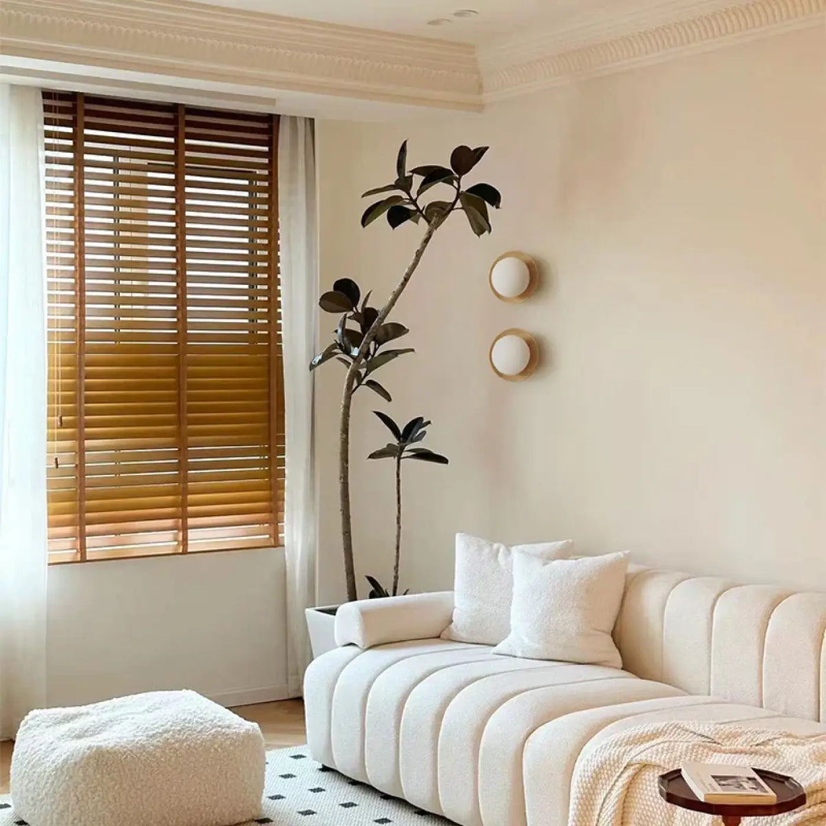 Plafonnier rond en bois au design minimaliste