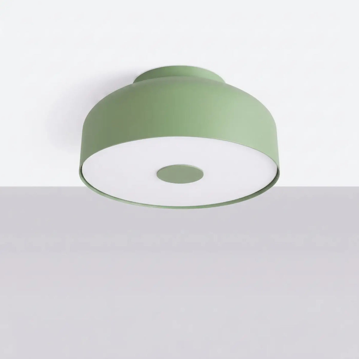Plafonnier rond en acier coloré à diffuseur laiteux, 4 ampoules, sauge