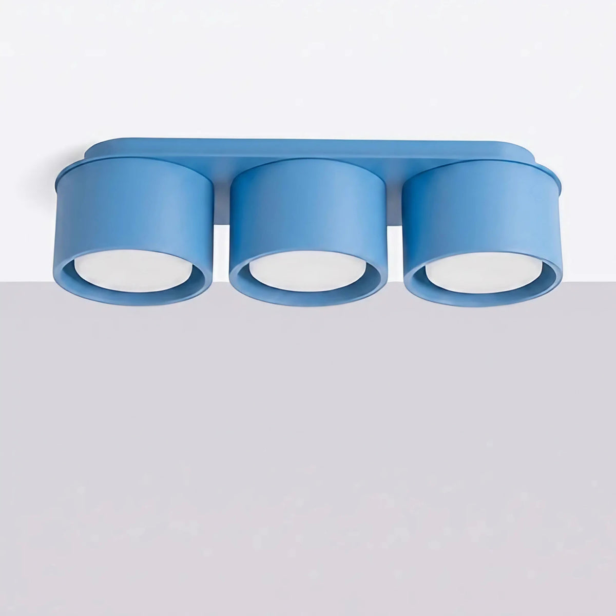 Plafonnier plat en aluminium, 1, 2 ou 3 spots, quatorze couleurs, bleu azur
