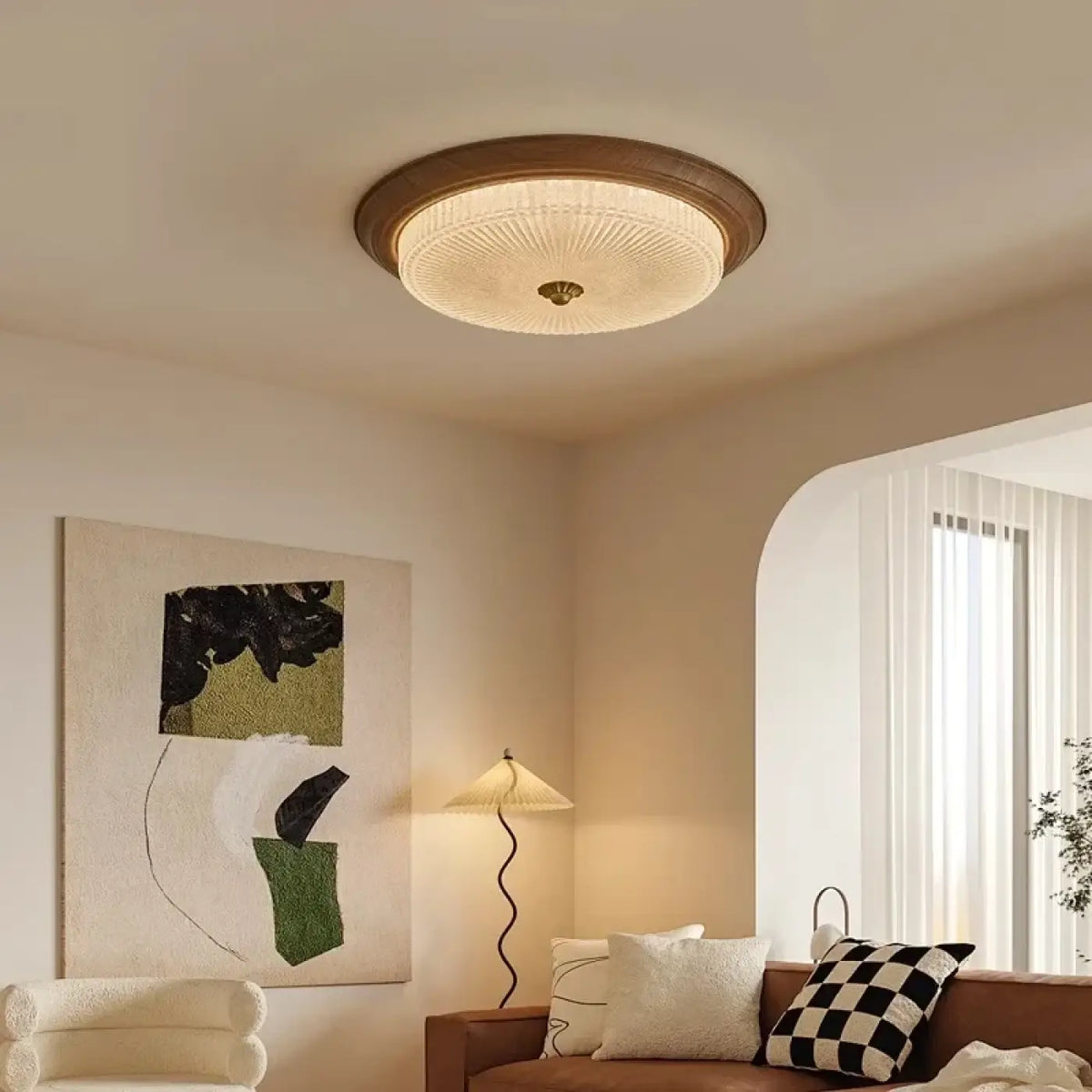 Plafonnier rond en verre texturé, finition bois
