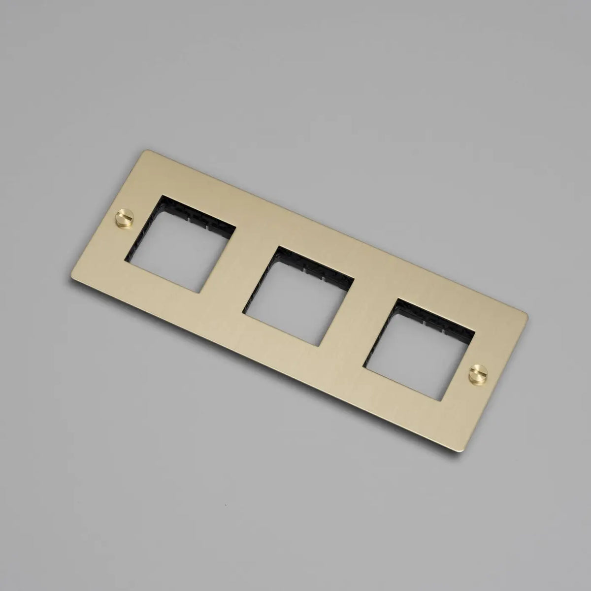 Plaque murale en métal pour prises, sans inserts, 1 à 4 postes, doré