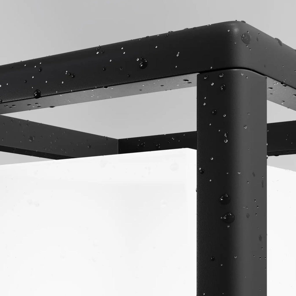 Potelet extérieur compact à cadre ajouré en acier noir, IP65