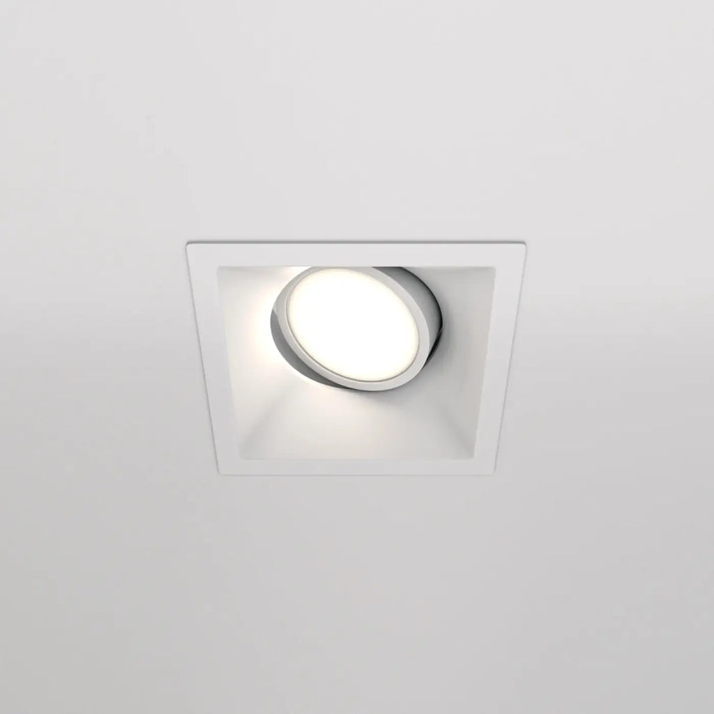 Spot encastrable carré orientable en aluminium, culot GU10