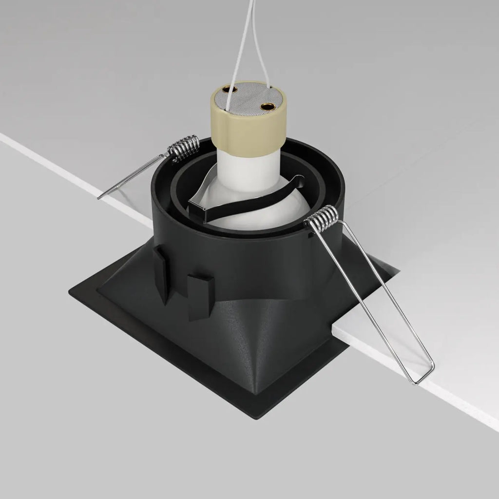 Spot encastrable carré orientable en aluminium, culot GU10