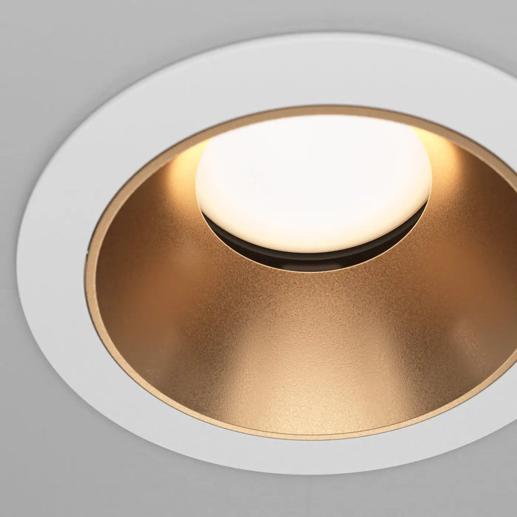 Spot encastré rond en acier avec enjoliveur, deux coloris