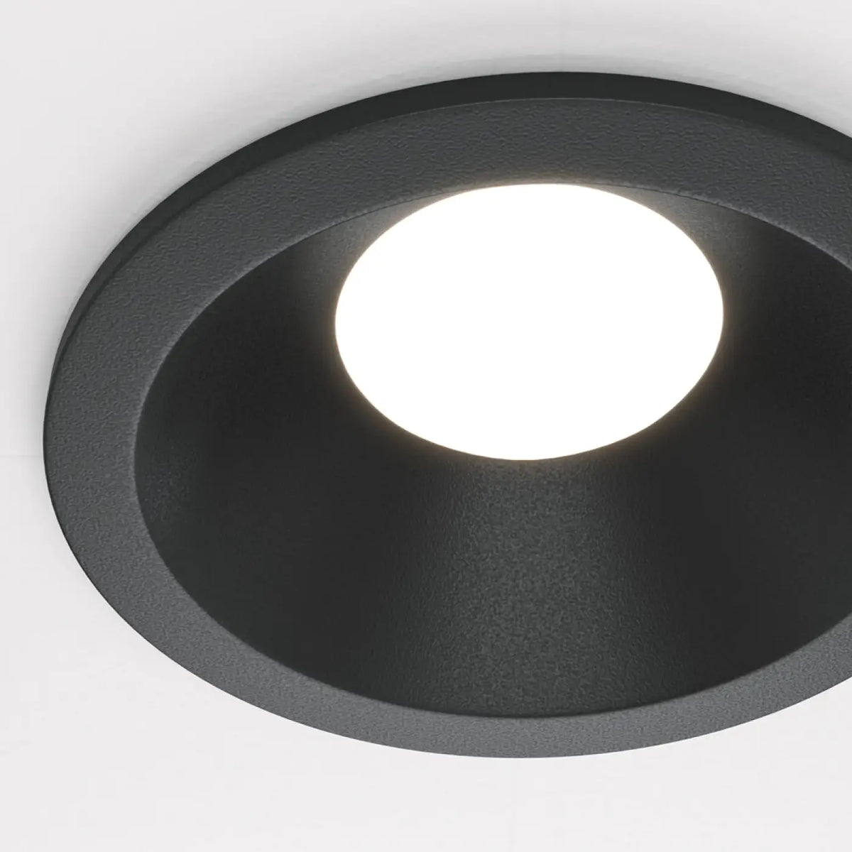 Spot encastré rond étanche IP65 en acier, culot GU10