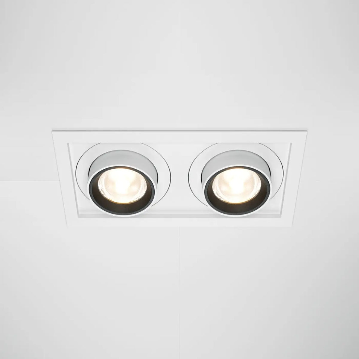Spot LED rétractable et orientable en acier, simple ou double