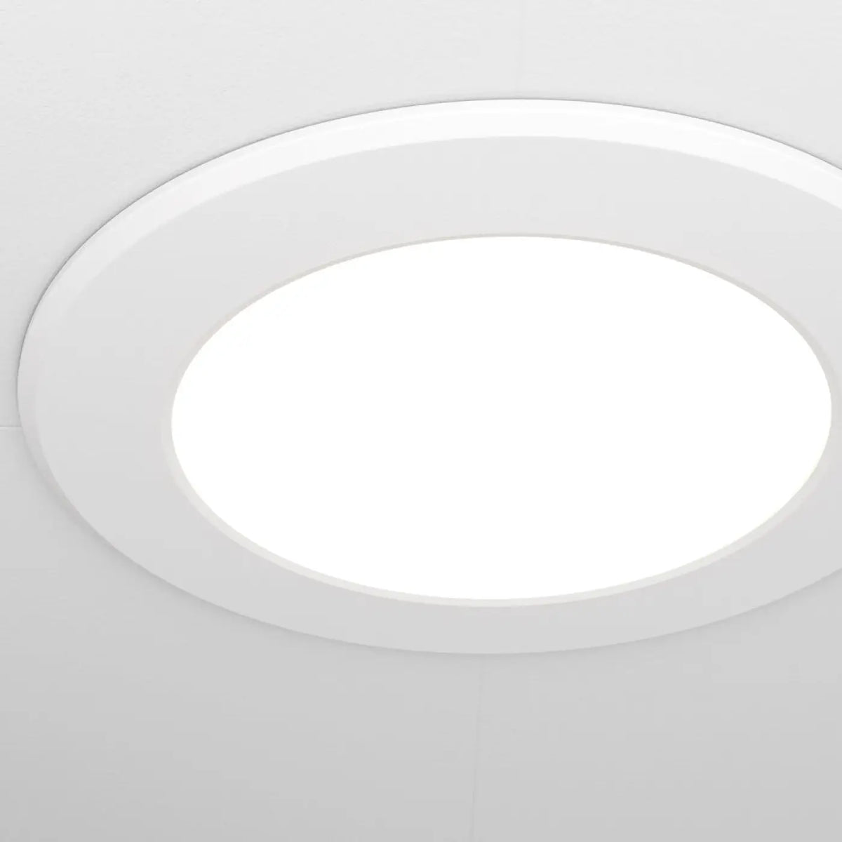 Spot LED encastrable rond en acier blanc, trois diamètres, blanc